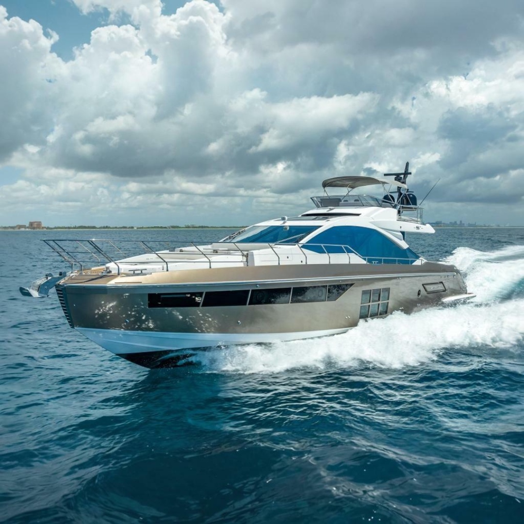 2018 70' Azimut photo