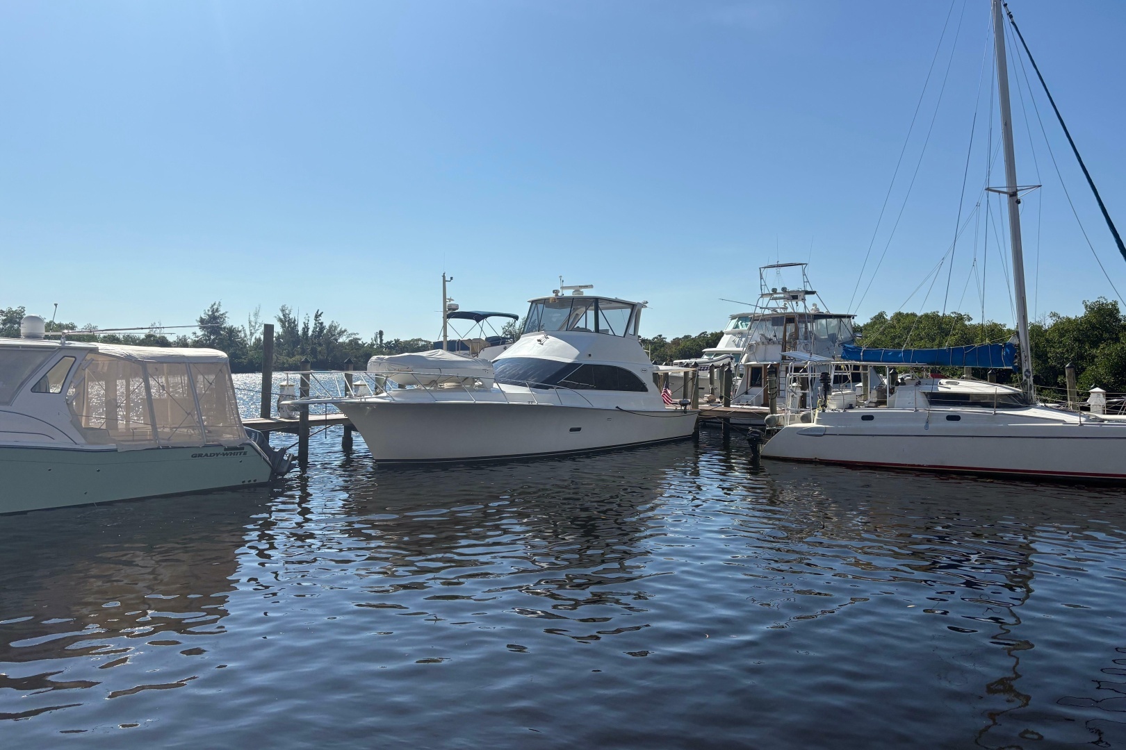 1996 48' Ocean Yachts photo