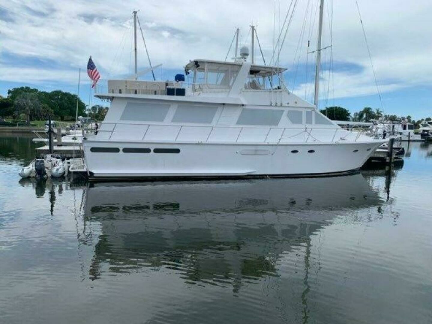 1988 63' Viking photo