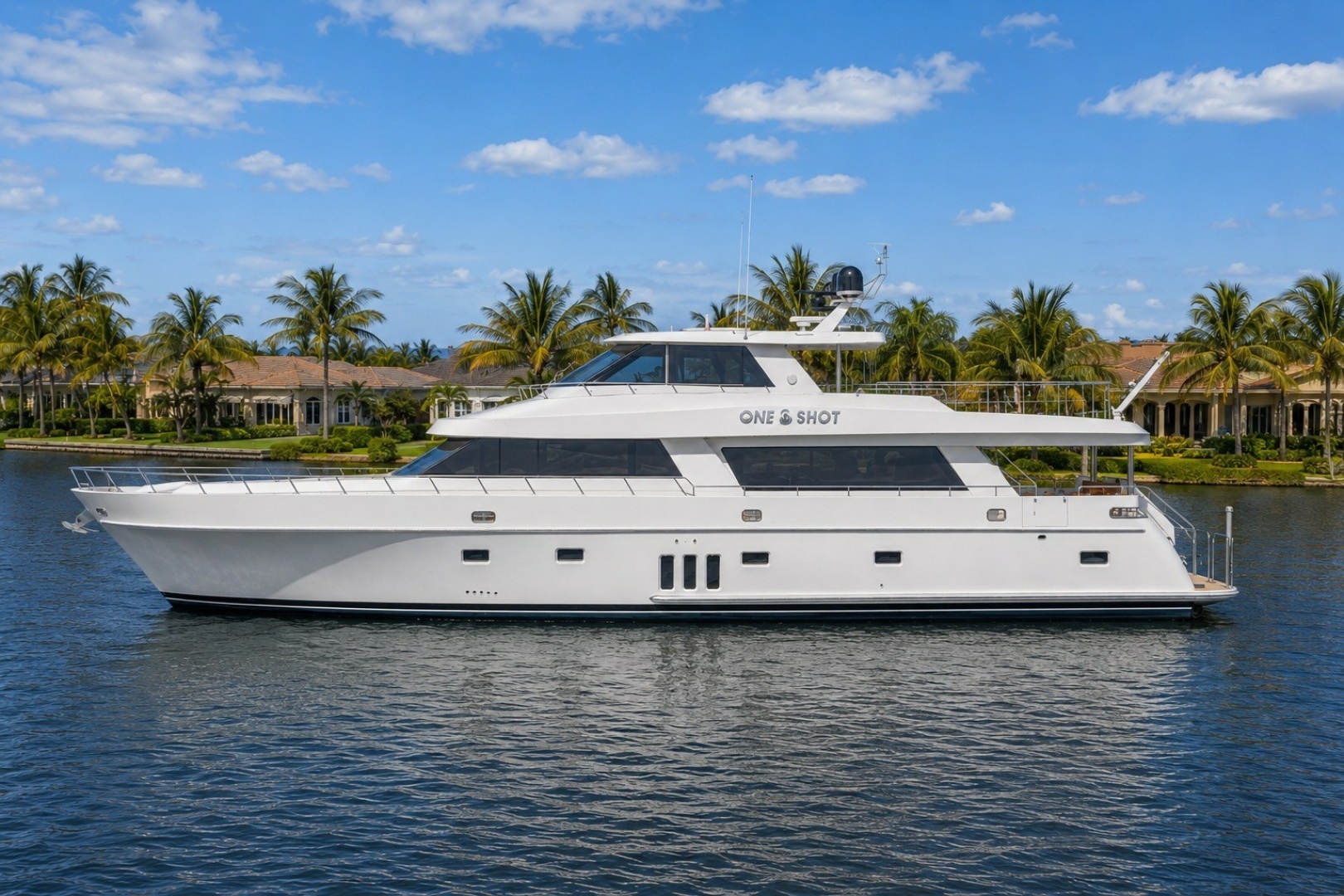 2012 90' Ocean Alexander photo