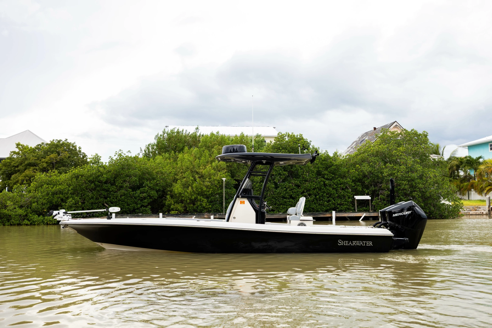 2024 27' ShearWater photo
