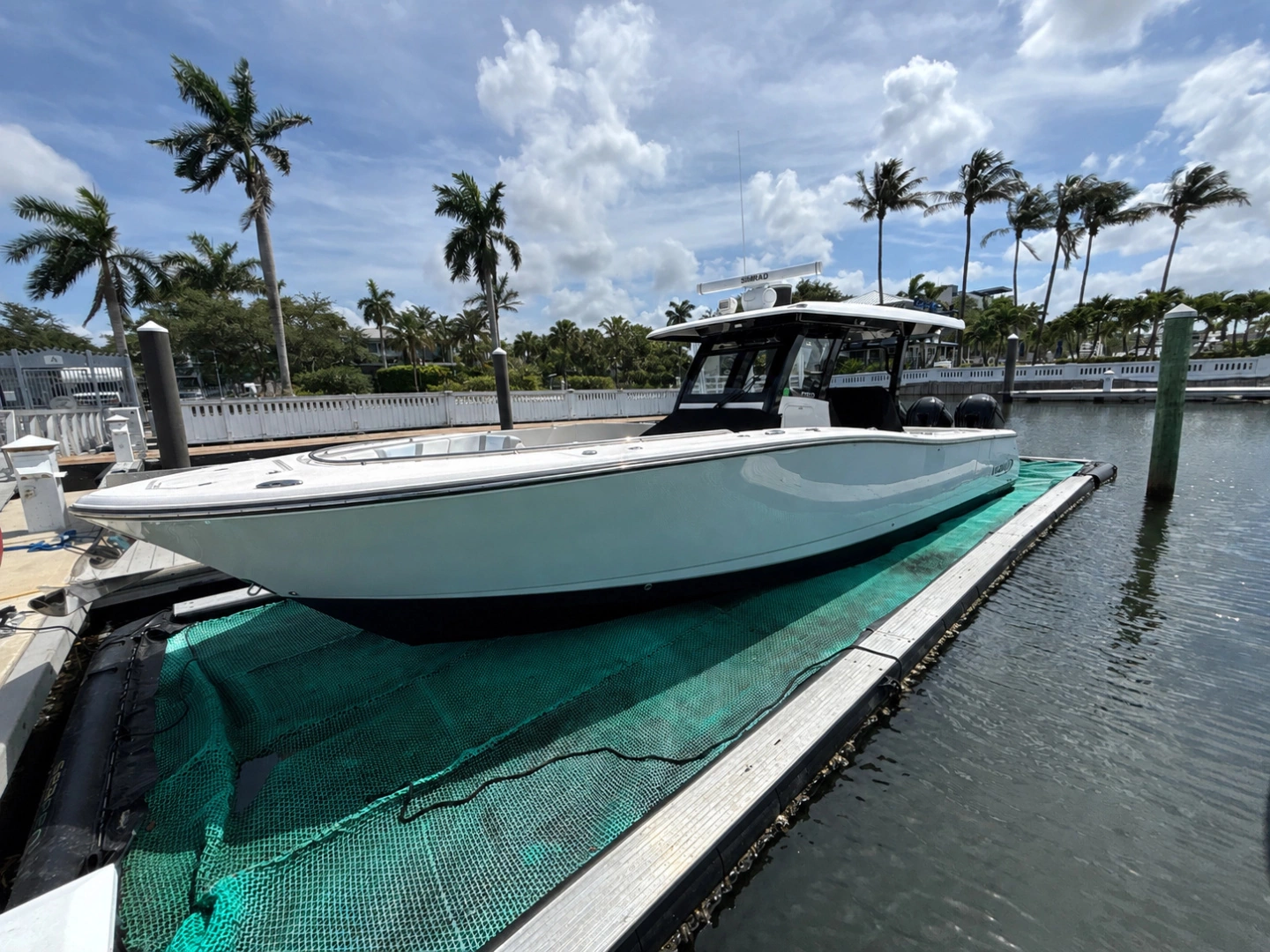 2022 36' Robalo photo