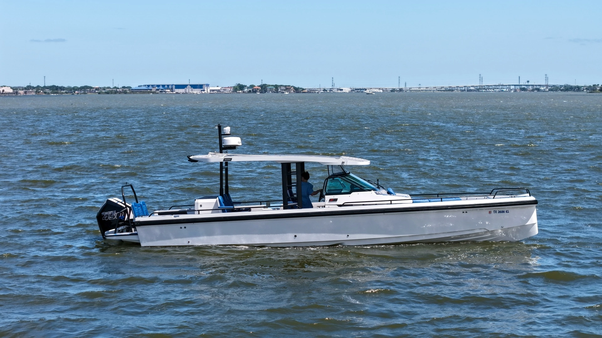 2019 37' Axopar photo
