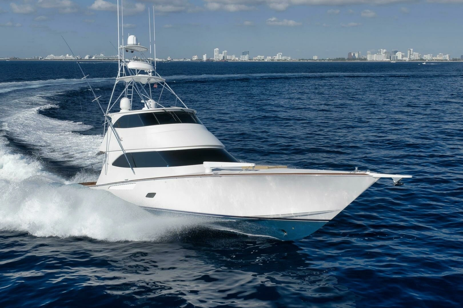 2011 76' Viking photo