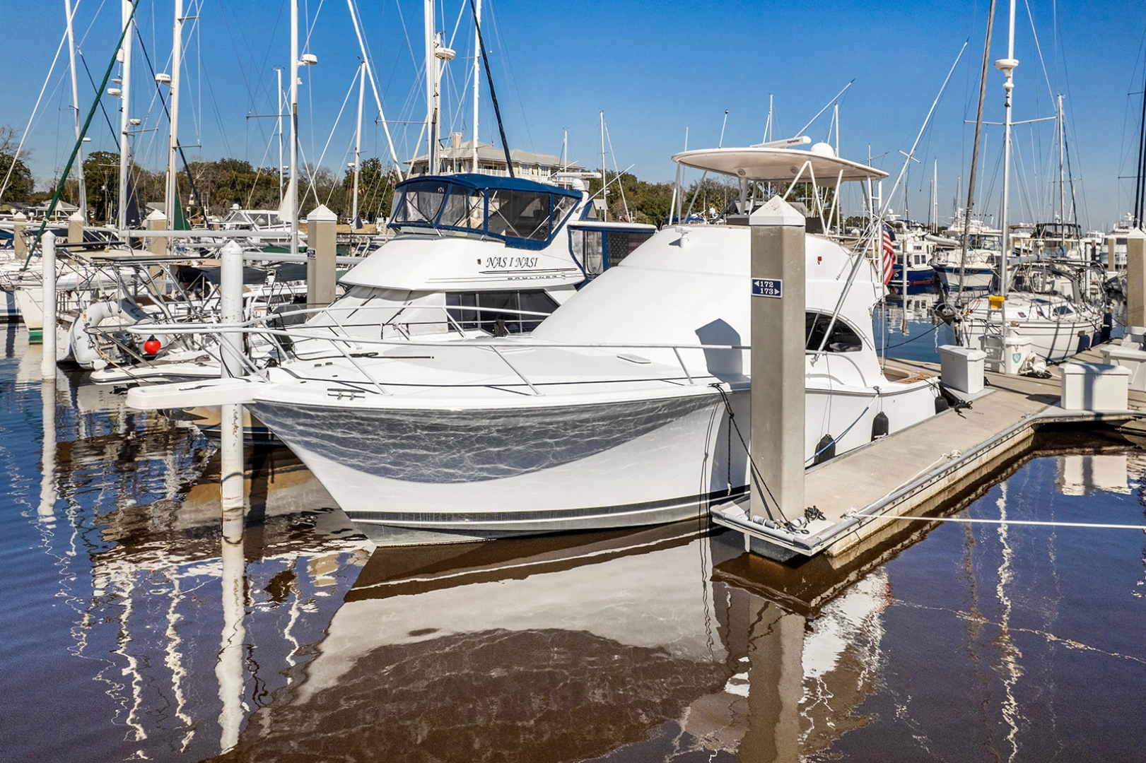 2006 41' Luhrs photo
