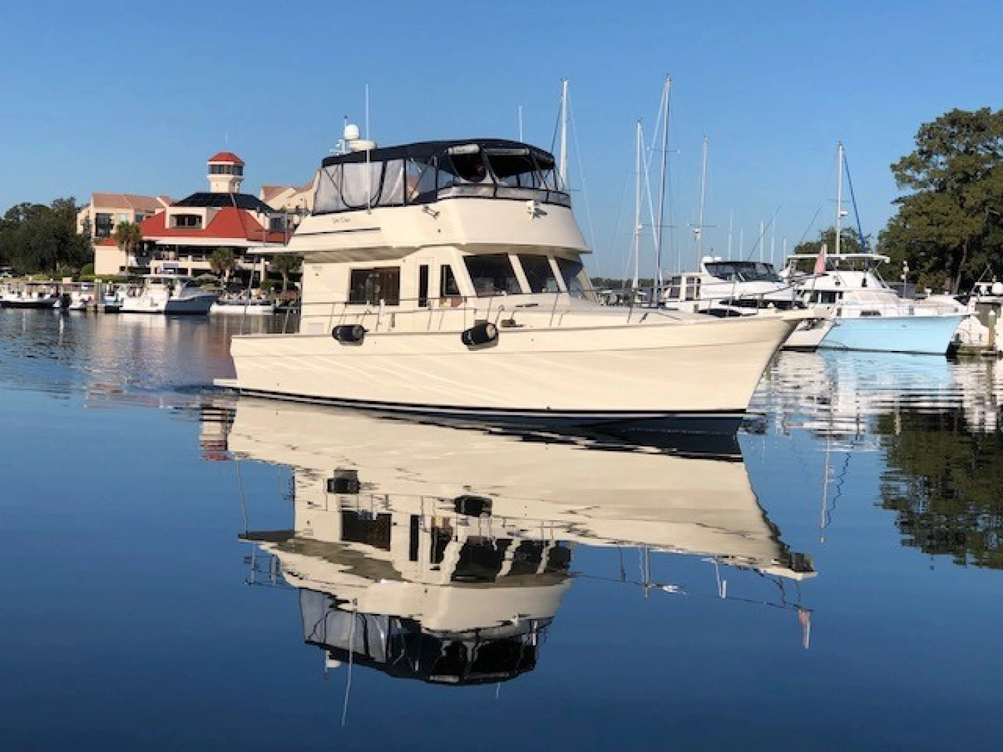 2006 43' Mainship photo