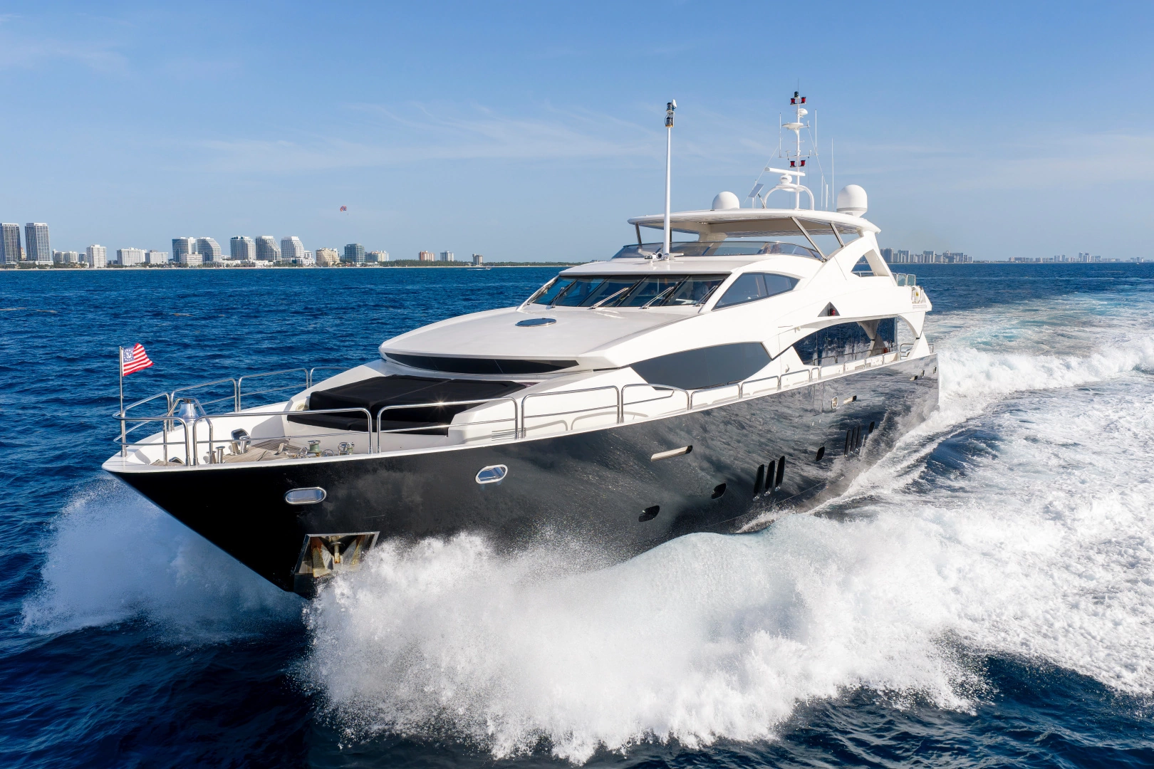 2010 112' Sunseeker photo