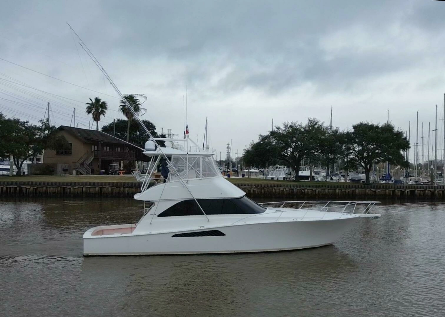2007 45' Viking photo