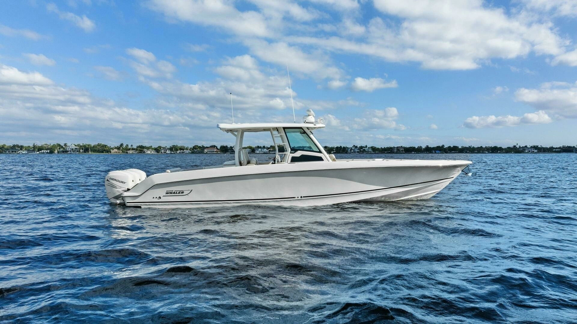 2019 38' Boston Whaler photo