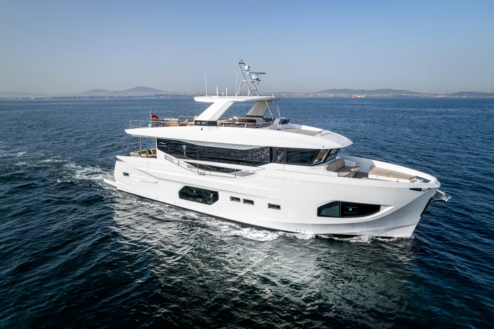 2027 72' Numarine photo