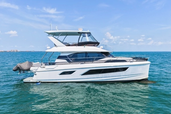 Picture Of: 2021 Aquila 44 Yacht Memories Not Dreams