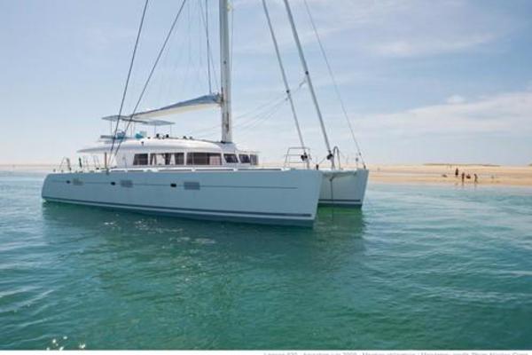 62' Lagoon L620 2016