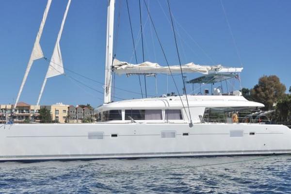62' Lagoon 620 2011