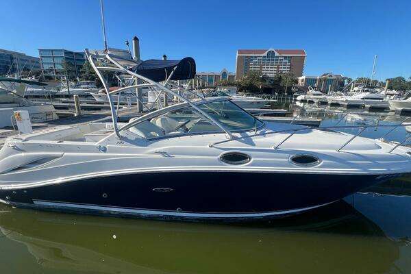 Picture Of: 2006 Sea Ray 270 Amberjack 