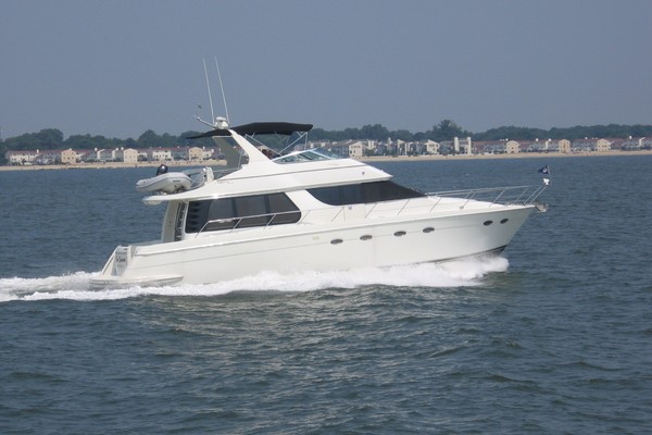 53' 530 Voyager Pilothouse 1998