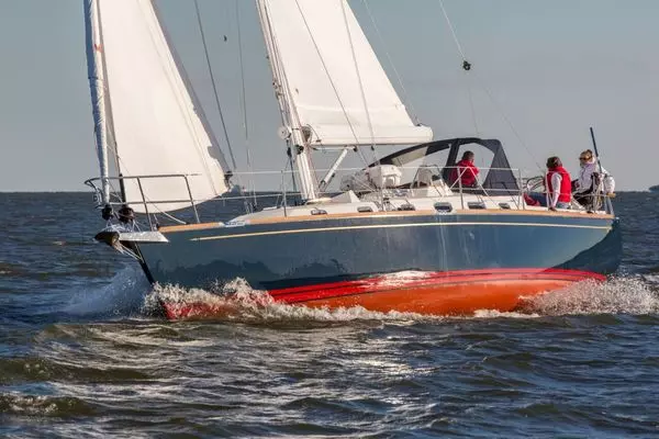 Picture Of: 2024 Tartan 395 