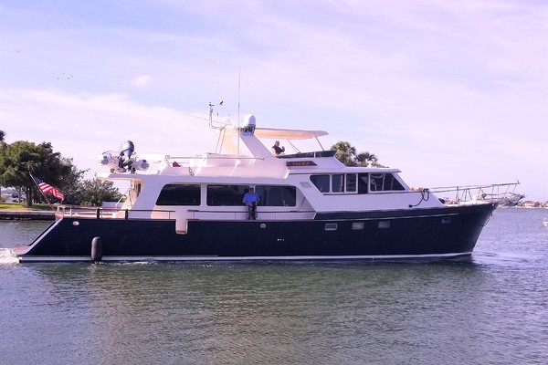 This 2004 70' Marlow 70E for sale - SYS Yacht Sales