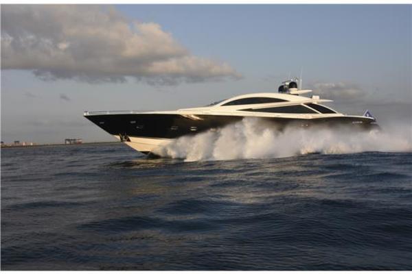 108' Sunseeker PREDATOR 108 photo of 108' Sunseeker PREDATOR 108 2007