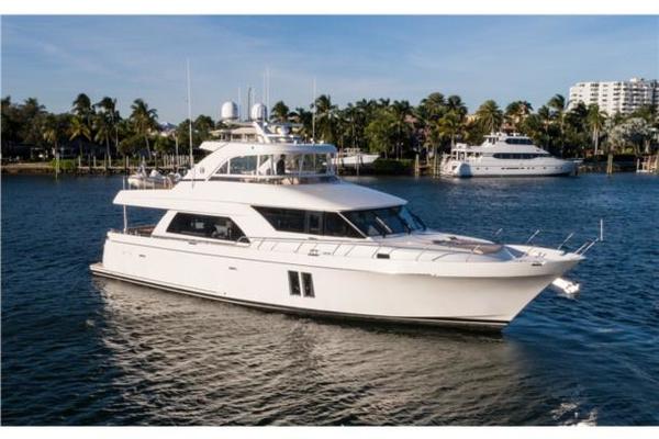 72' Ocean Alexander PILOTHOUSE MOTOR 2016