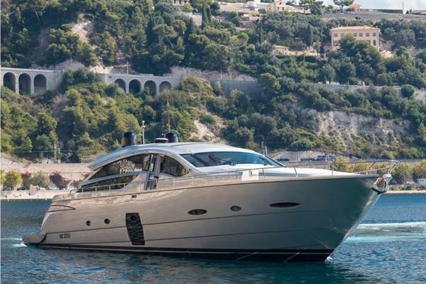 listing for 80' Pershing 80 photo of 80' Pershing 80 2010
