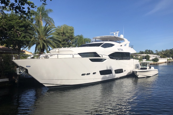 information on Sunseeker 95 Yacht, NITSA photo of 95' Sunseeker 95 Yacht 2017
