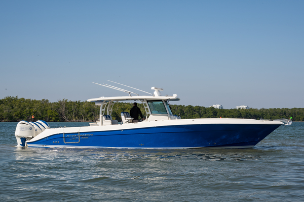 42' Hydra-Sports 4200 2017