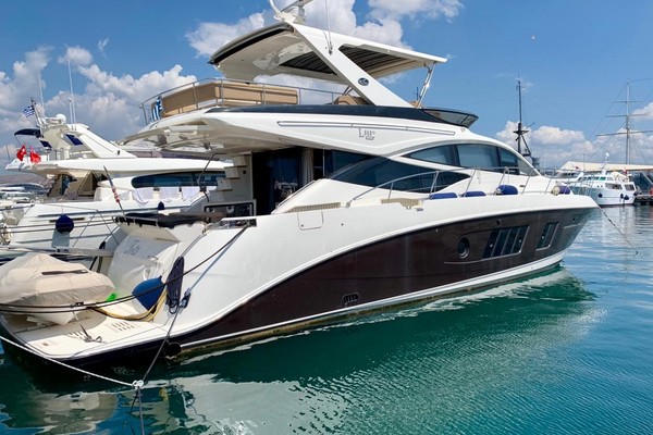 listing for 65' Sea Ray L650 Fly photo of 65' Sea Ray L650 Fly 2016