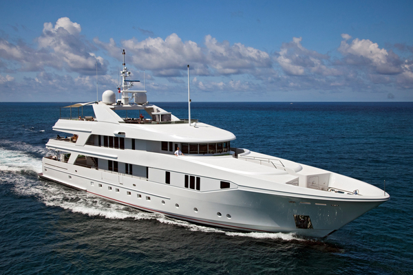 information on Admiral Enclosed Pilothouse, RHINO photo of 154' Admiral Enclosed Pilothouse 1998