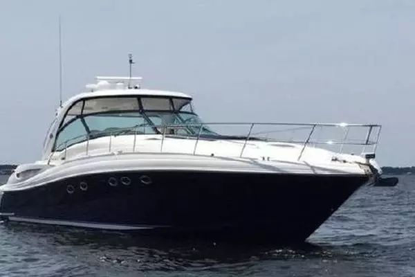 Picture Of: 2005 Sea Ray Sundancer Vida Doce