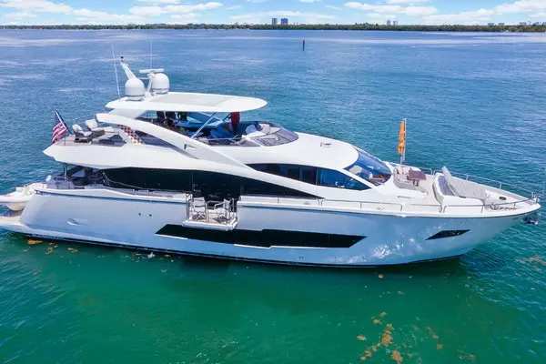 Picture Of: 2018 Sunseeker 86 Yacht Docqua
