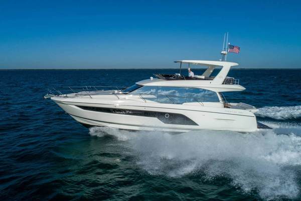 2021 Prestige 590 FLY