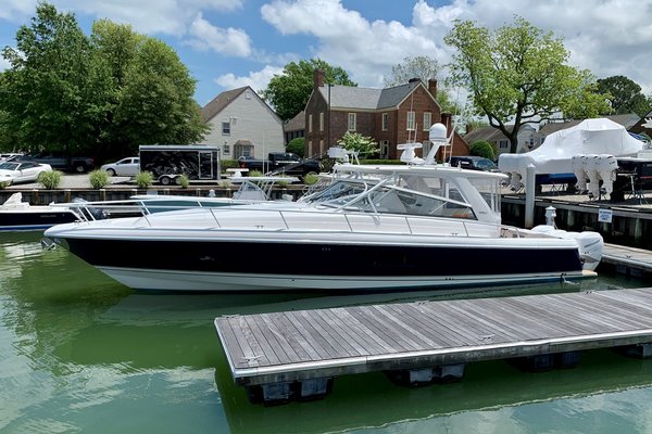 2010 Intrepid 475 SY