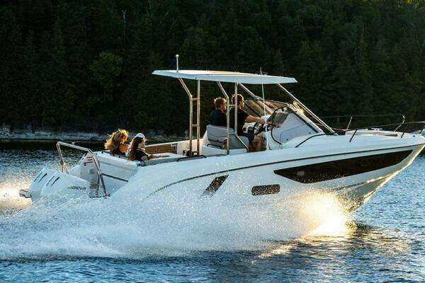 Picture Of: 2025 Beneteau Flyer 9 SunDeck 