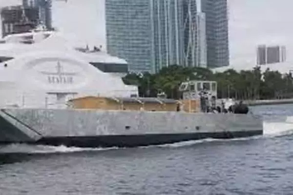 Picture Of: 1992 Swiftships LCM8 