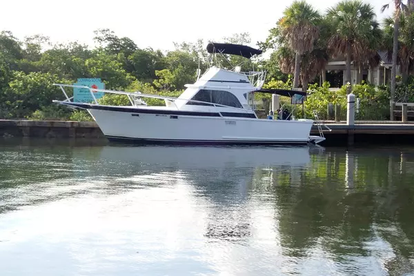Picture Of: 1969 Striker 37 