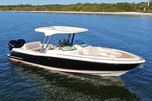 Picture Of: 2018 Chris-Craft 30 Calypso Perfect Storm