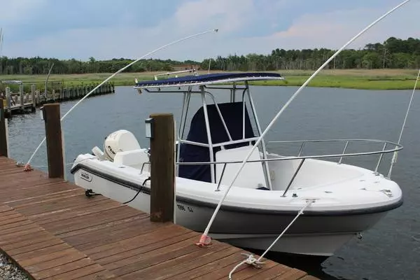 Picture Of: 1999 Boston Whaler 23 Outrage 23 OUTRAGE