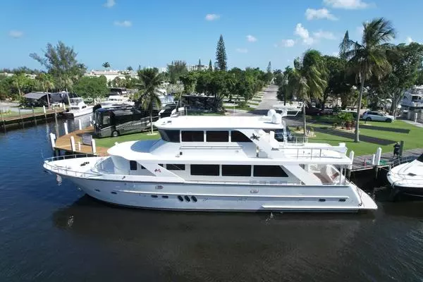 Picture Of: 2006 Jefferson Starship Pilothouse 