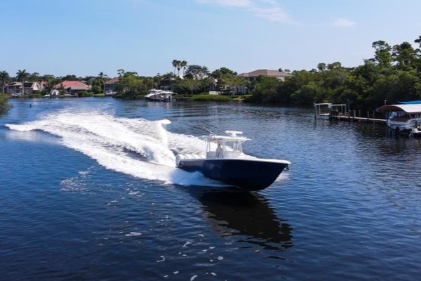 Picture Of: 2016 SeaVee 390Z 