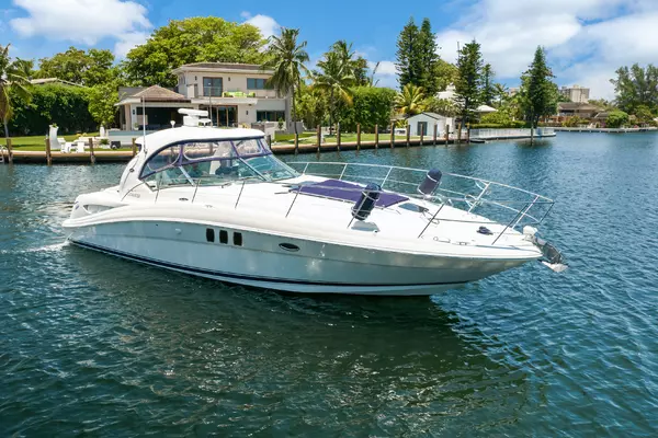 Picture Of: 2007 Sea Ray 40 Sundancer Its All Good