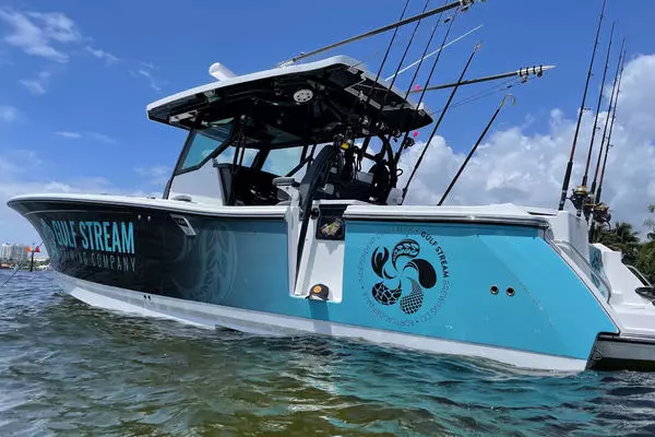 Picture Of: 2020 Blackfin 332 CC Floss'd at Sea