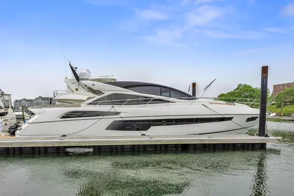 Picture Of: 2015 Sunseeker Predator 68 Diggin It 