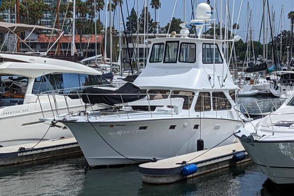 Powerboat Listings - Murray Yacht Sales