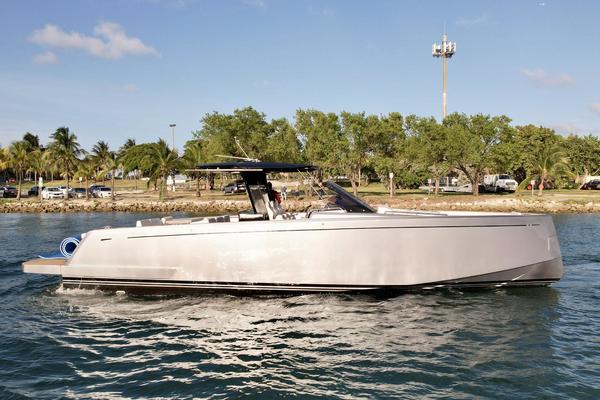 Powerboat Listings - Murray Yacht Sales