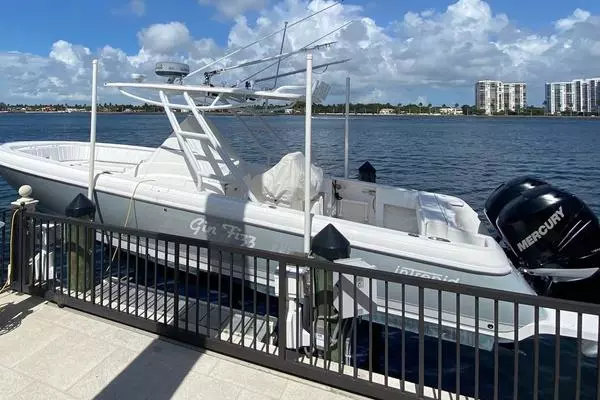 Picture Of: 2012 Intrepid 327 Gin Fizz