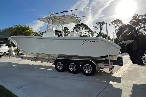 Picture Of: 2016 Yellowfin Center Console 