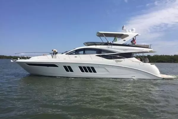 Picture Of: 2016 Sea Ray L650 Fly 