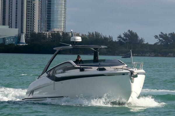 Picture Of: 2023 Fairline F//Line 33 Outboard 