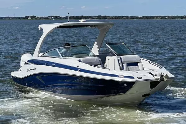 Picture Of: 2022 Crownline E305 XS 