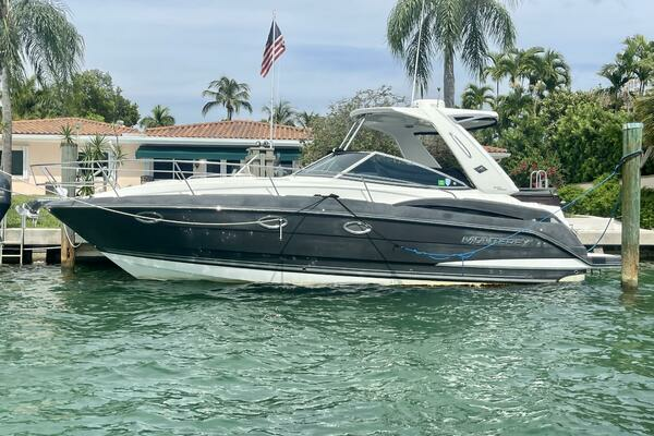 Picture Of: 2016 Monterey 335 Sport Yacht 